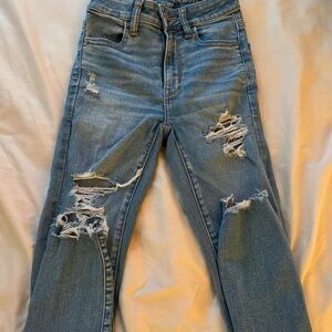 American Eagle Outfitters Light Blue Distressed Skinny Jeans